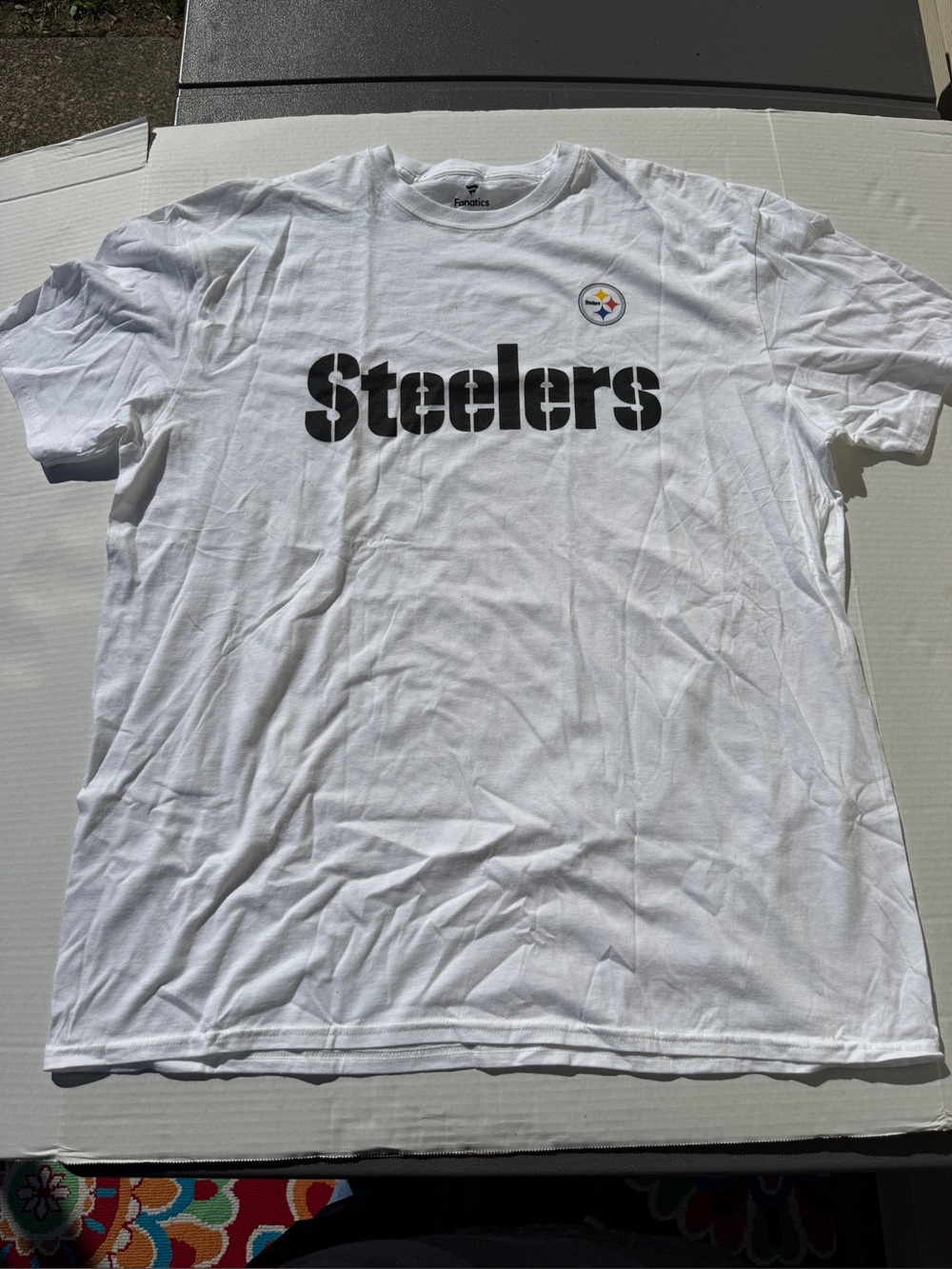 Steelers 2XL Fanatics T-shirt. In white. NEW